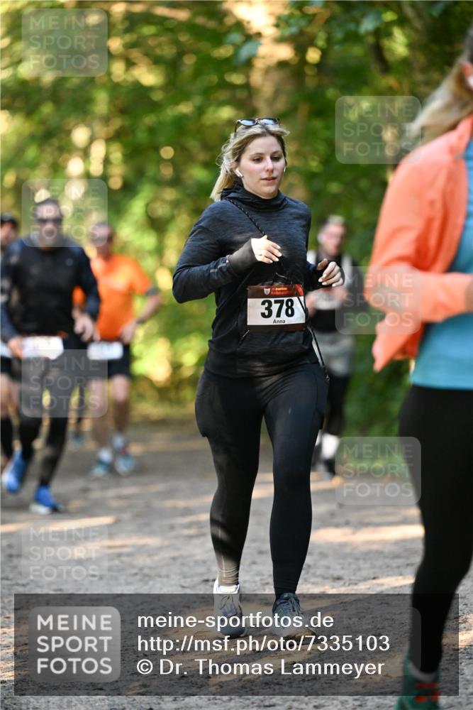06.10.2024 - Bramfelder Halbmarathon 2024 Dr. Thomas Lammeyer http://msf.ph/oto/7335103 06.10.2024 09:54:01 Laufen 378 meine-sportfotos.de