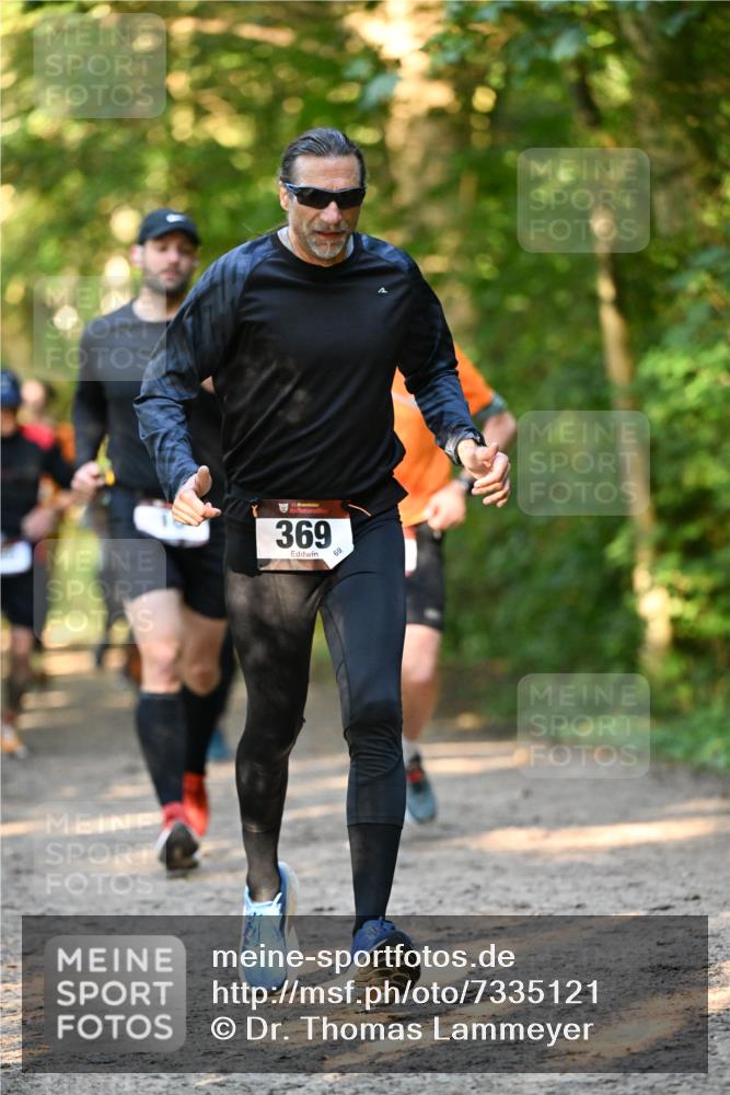 06.10.2024 - Bramfelder Halbmarathon 2024 Dr. Thomas Lammeyer http://msf.ph/oto/7335121 06.10.2024 09:54:04 Laufen 369, 69 meine-sportfotos.de