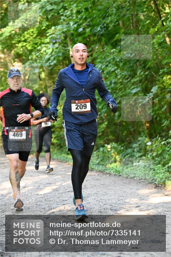 06.10.2024 - Bramfelder Halbmarathon 2024 Dr. Thomas Lammeyer http://msf.ph/oto/7335141 06.10.2024 09:54:09 Laufen 23, 3, 469, 209 meine-sportfotos.de