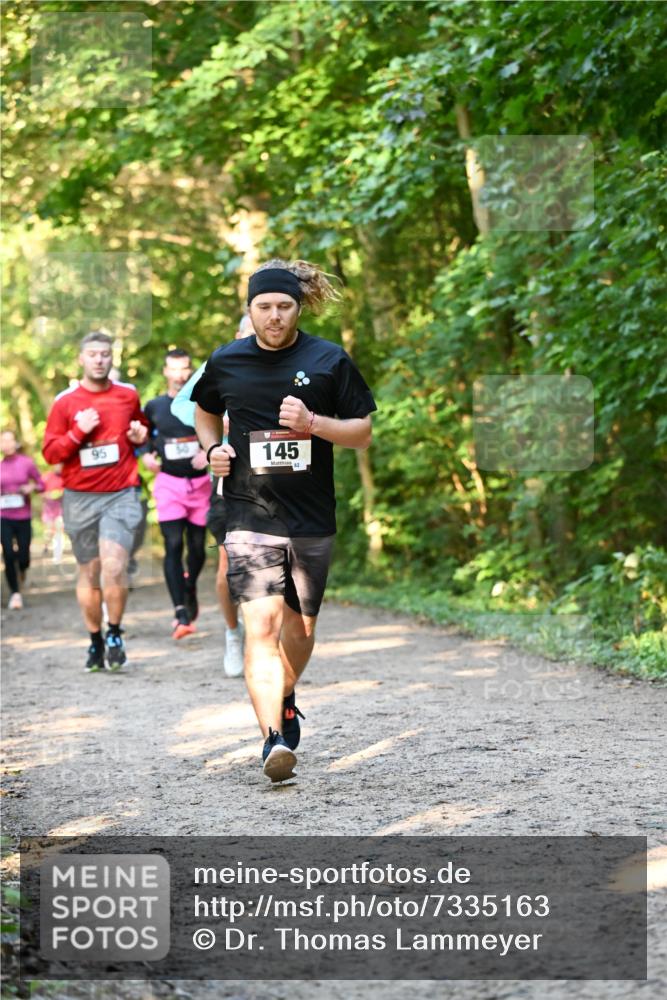 06.10.2024 - Bramfelder Halbmarathon 2024 Dr. Thomas Lammeyer http://msf.ph/oto/7335163 06.10.2024 09:54:15 Laufen 95, 145, 82 meine-sportfotos.de