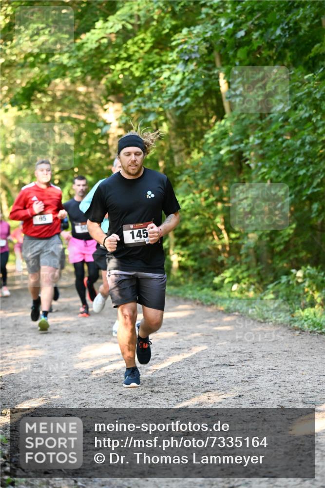 06.10.2024 - Bramfelder Halbmarathon 2024 Dr. Thomas Lammeyer http://msf.ph/oto/7335164 06.10.2024 09:54:15 Laufen 95, 145, 82 meine-sportfotos.de
