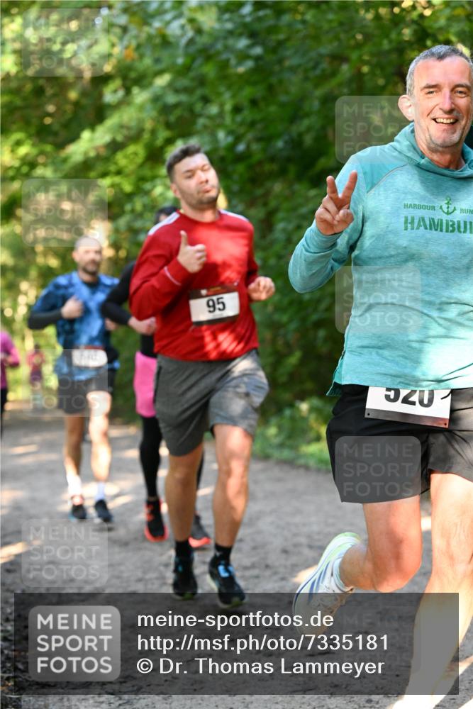06.10.2024 - Bramfelder Halbmarathon 2024 Dr. Thomas Lammeyer http://msf.ph/oto/7335181 06.10.2024 09:54:18 Laufen 95 meine-sportfotos.de