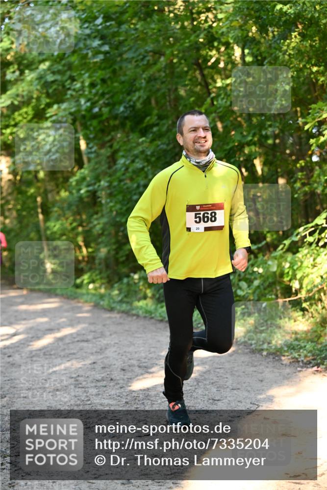 06.10.2024 - Bramfelder Halbmarathon 2024 Dr. Thomas Lammeyer http://msf.ph/oto/7335204 06.10.2024 09:54:22 Laufen 568, 20 meine-sportfotos.de