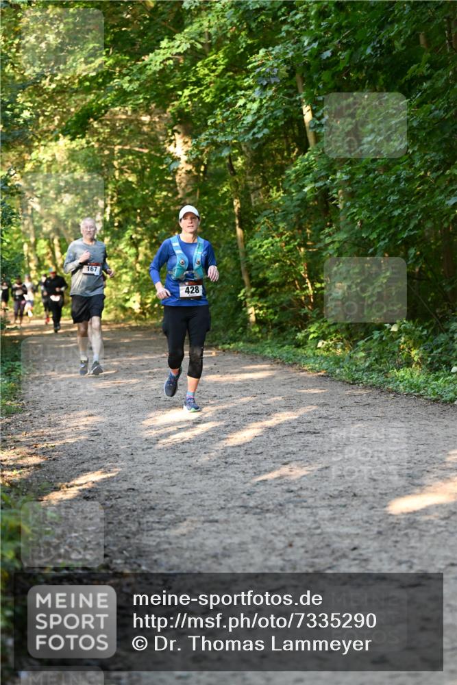 06.10.2024 - Bramfelder Halbmarathon 2024 Dr. Thomas Lammeyer http://msf.ph/oto/7335290 06.10.2024 09:54:49 Laufen 167, 428 meine-sportfotos.de