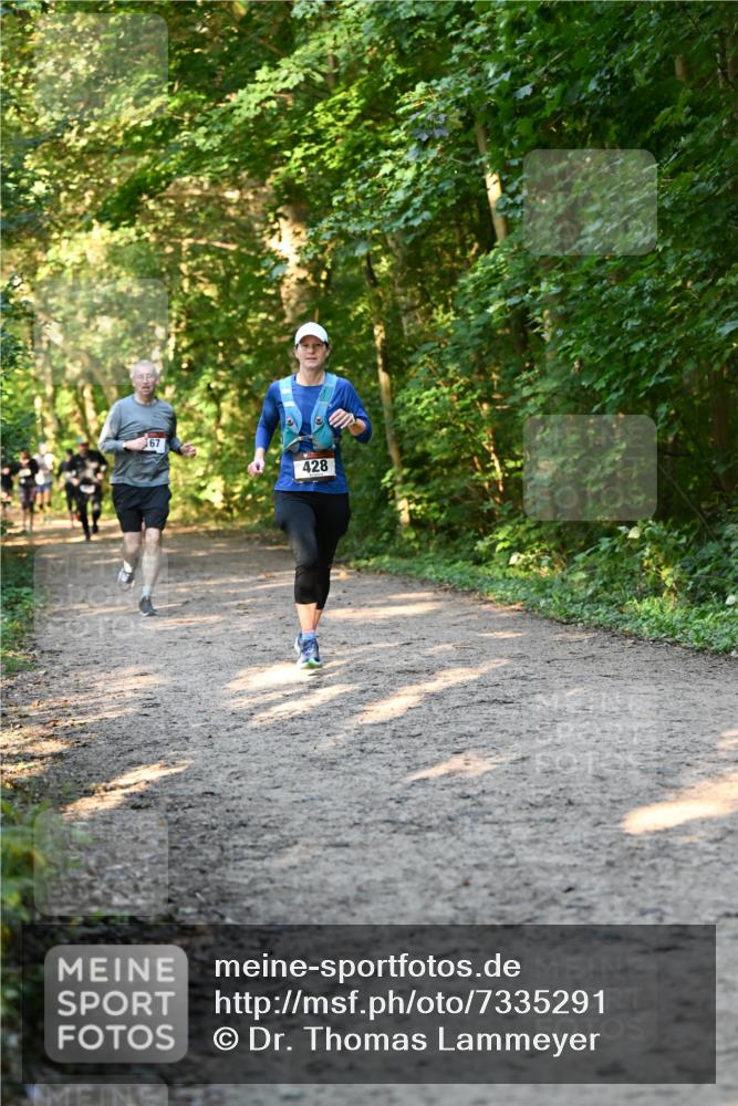 06.10.2024 - Bramfelder Halbmarathon 2024 Dr. Thomas Lammeyer http://msf.ph/oto/7335291 06.10.2024 09:54:50 Laufen 67, 428 meine-sportfotos.de