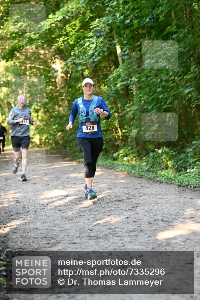 06.10.2024 - Bramfelder Halbmarathon 2024 Dr. Thomas Lammeyer http://msf.ph/oto/7335296 06.10.2024 09:54:50 Laufen 167, 428 meine-sportfotos.de