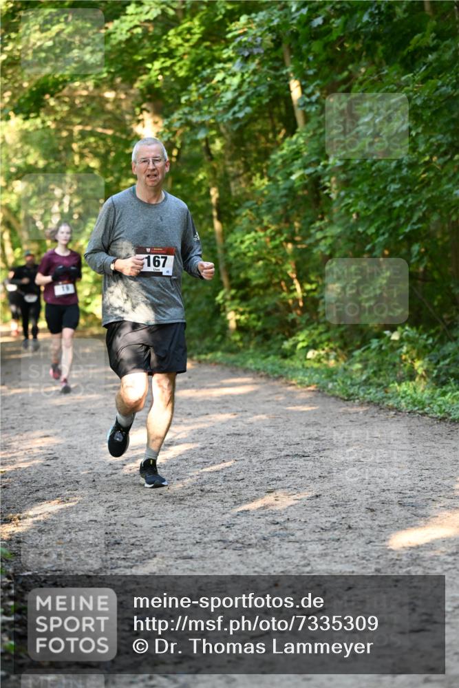 06.10.2024 - Bramfelder Halbmarathon 2024 Dr. Thomas Lammeyer http://msf.ph/oto/7335309 06.10.2024 09:54:52 Laufen 167, 4 meine-sportfotos.de