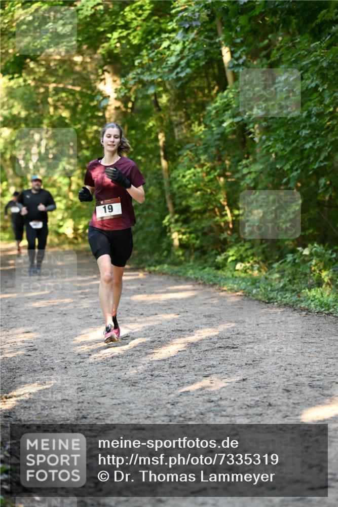 06.10.2024 - Bramfelder Halbmarathon 2024 Dr. Thomas Lammeyer http://msf.ph/oto/7335319 06.10.2024 09:54:55 Laufen 19 meine-sportfotos.de