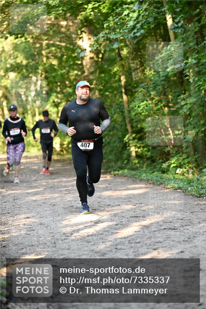06.10.2024 - Bramfelder Halbmarathon 2024 Dr. Thomas Lammeyer http://msf.ph/oto/7335337 06.10.2024 09:54:58 Laufen 407 meine-sportfotos.de