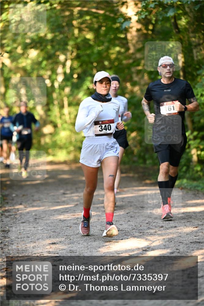 06.10.2024 - Bramfelder Halbmarathon 2024 Dr. Thomas Lammeyer http://msf.ph/oto/7335397 06.10.2024 09:55:11 Laufen 340, 161 meine-sportfotos.de