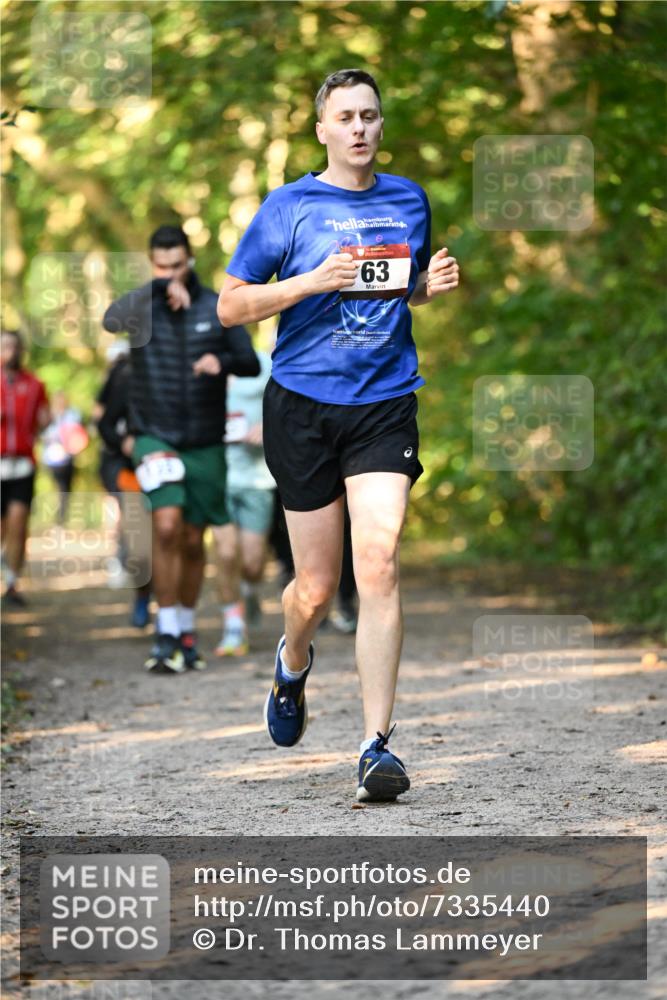 06.10.2024 - Bramfelder Halbmarathon 2024 Dr. Thomas Lammeyer http://msf.ph/oto/7335440 06.10.2024 09:55:22 Laufen 63 meine-sportfotos.de