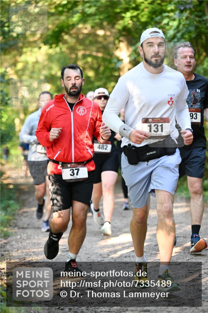 06.10.2024 - Bramfelder Halbmarathon 2024 Dr. Thomas Lammeyer http://msf.ph/oto/7335489 06.10.2024 09:55:31 Laufen 37, 482, 131, 93 meine-sportfotos.de