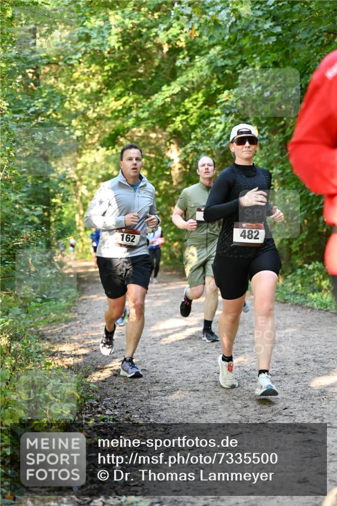 06.10.2024 - Bramfelder Halbmarathon 2024 Dr. Thomas Lammeyer http://msf.ph/oto/7335500 06.10.2024 09:55:33 Laufen 482, 162 meine-sportfotos.de