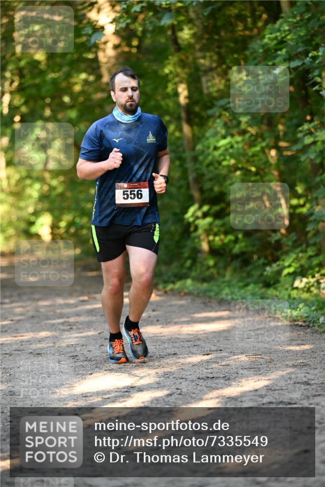 06.10.2024 - Bramfelder Halbmarathon 2024 Dr. Thomas Lammeyer http://msf.ph/oto/7335549 06.10.2024 09:55:43 Laufen 556 meine-sportfotos.de
