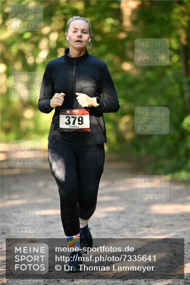 06.10.2024 - Bramfelder Halbmarathon 2024 Dr. Thomas Lammeyer http://msf.ph/oto/7335641 06.10.2024 09:56:50 Laufen 379 meine-sportfotos.de