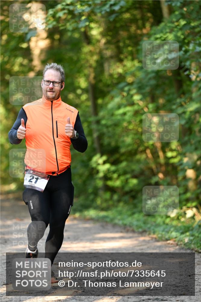 06.10.2024 - Bramfelder Halbmarathon 2024 Dr. Thomas Lammeyer http://msf.ph/oto/7335645 06.10.2024 09:57:06 Laufen 21 meine-sportfotos.de