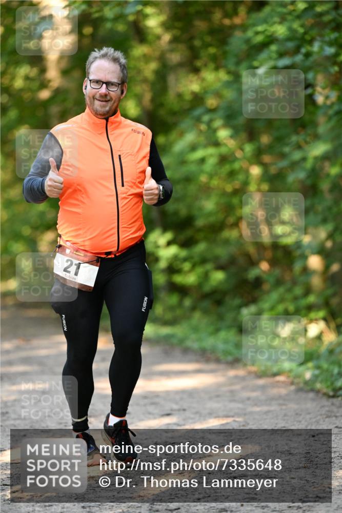 06.10.2024 - Bramfelder Halbmarathon 2024 Dr. Thomas Lammeyer http://msf.ph/oto/7335648 06.10.2024 09:57:07 Laufen 21 meine-sportfotos.de