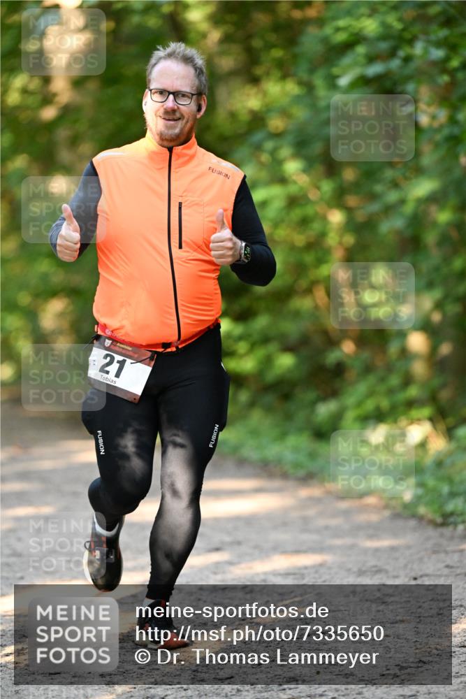 06.10.2024 - Bramfelder Halbmarathon 2024 Dr. Thomas Lammeyer http://msf.ph/oto/7335650 06.10.2024 09:57:07 Laufen 21 meine-sportfotos.de