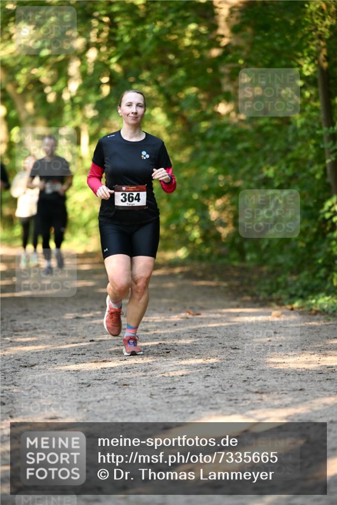 06.10.2024 - Bramfelder Halbmarathon 2024 Dr. Thomas Lammeyer http://msf.ph/oto/7335665 06.10.2024 09:57:15 Laufen 364 meine-sportfotos.de