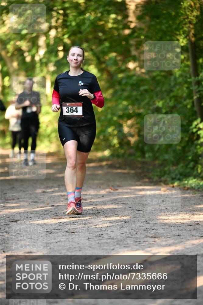 06.10.2024 - Bramfelder Halbmarathon 2024 Dr. Thomas Lammeyer http://msf.ph/oto/7335666 06.10.2024 09:57:16 Laufen 364 meine-sportfotos.de