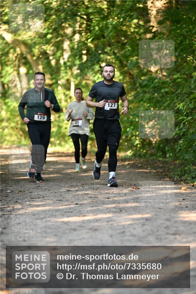 06.10.2024 - Bramfelder Halbmarathon 2024 Dr. Thomas Lammeyer http://msf.ph/oto/7335680 06.10.2024 09:57:20 Laufen 129, 25, 127 meine-sportfotos.de