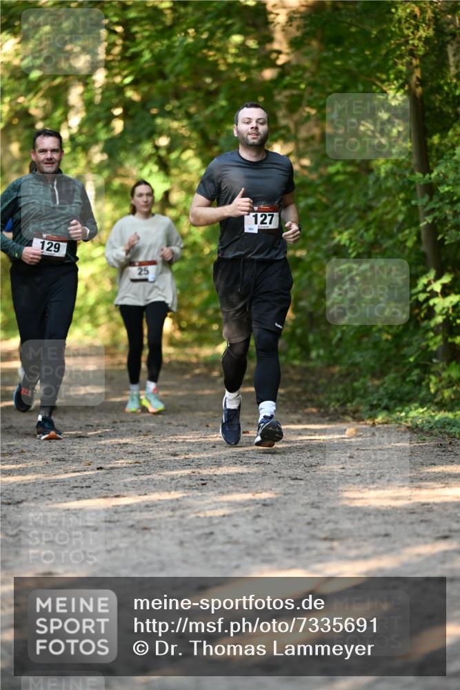 06.10.2024 - Bramfelder Halbmarathon 2024 Dr. Thomas Lammeyer http://msf.ph/oto/7335691 06.10.2024 09:57:21 Laufen 129, 25, 101, 127 meine-sportfotos.de