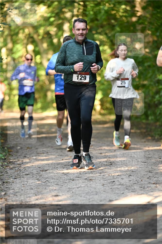 06.10.2024 - Bramfelder Halbmarathon 2024 Dr. Thomas Lammeyer http://msf.ph/oto/7335701 06.10.2024 09:57:23 Laufen 129, 25, 25 meine-sportfotos.de