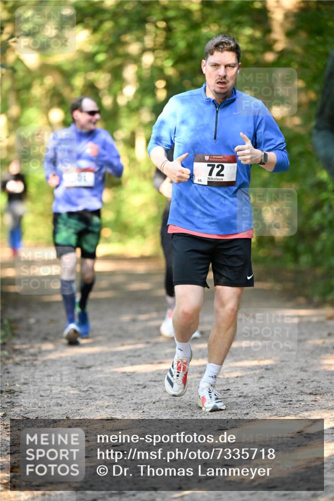 06.10.2024 - Bramfelder Halbmarathon 2024 Dr. Thomas Lammeyer http://msf.ph/oto/7335718 06.10.2024 09:57:26 Laufen 85, 33, 72 meine-sportfotos.de