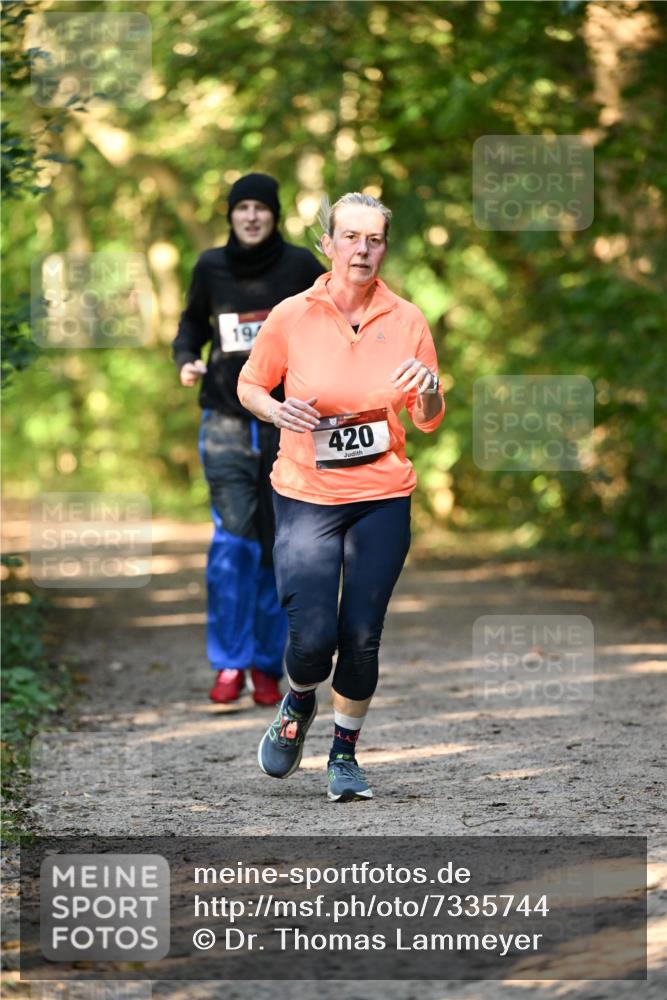 06.10.2024 - Bramfelder Halbmarathon 2024 Dr. Thomas Lammeyer http://msf.ph/oto/7335744 06.10.2024 09:57:39 Laufen 19, 420 meine-sportfotos.de