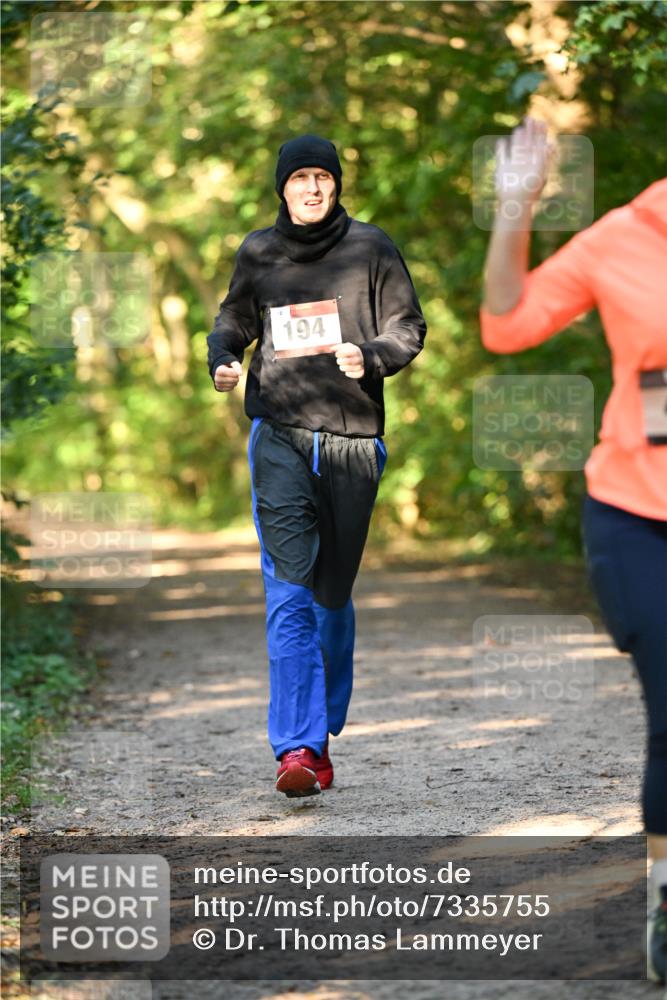 06.10.2024 - Bramfelder Halbmarathon 2024 Dr. Thomas Lammeyer http://msf.ph/oto/7335755 06.10.2024 09:57:41 Laufen 194 meine-sportfotos.de