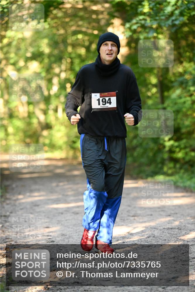 06.10.2024 - Bramfelder Halbmarathon 2024 Dr. Thomas Lammeyer http://msf.ph/oto/7335765 06.10.2024 09:57:43 Laufen 14, 194 meine-sportfotos.de