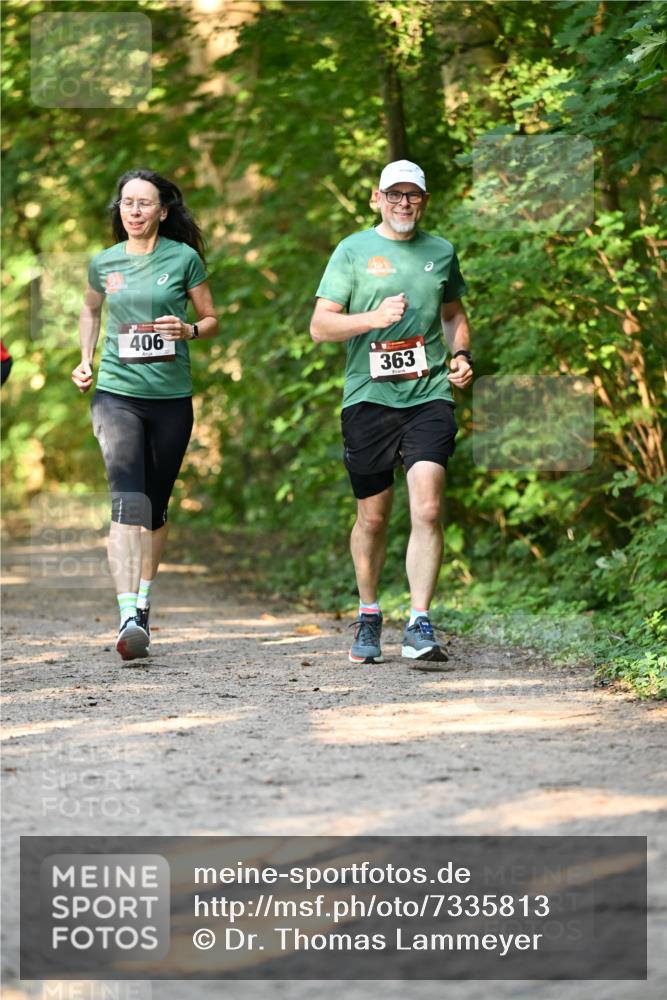 06.10.2024 - Bramfelder Halbmarathon 2024 Dr. Thomas Lammeyer http://msf.ph/oto/7335813 06.10.2024 09:59:28 Laufen 406, 363 meine-sportfotos.de