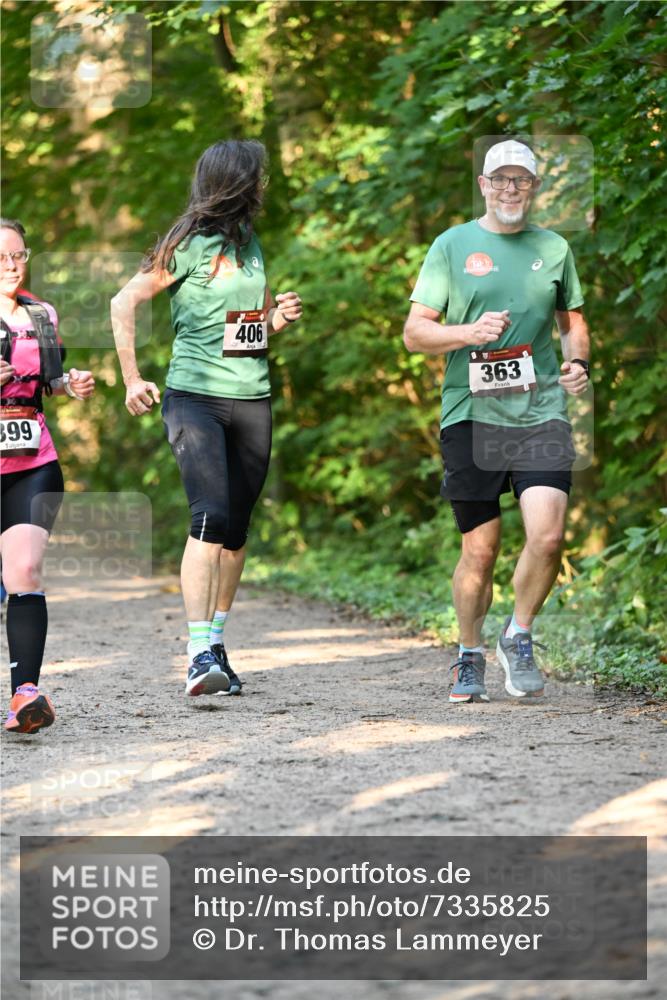 06.10.2024 - Bramfelder Halbmarathon 2024 Dr. Thomas Lammeyer http://msf.ph/oto/7335825 06.10.2024 09:59:30 Laufen 399, 406, 363 meine-sportfotos.de