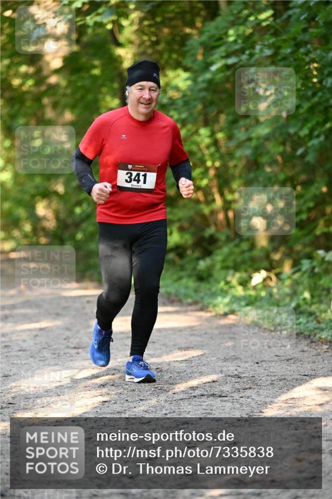 06.10.2024 - Bramfelder Halbmarathon 2024 Dr. Thomas Lammeyer http://msf.ph/oto/7335838 06.10.2024 09:59:34 Laufen 341 meine-sportfotos.de