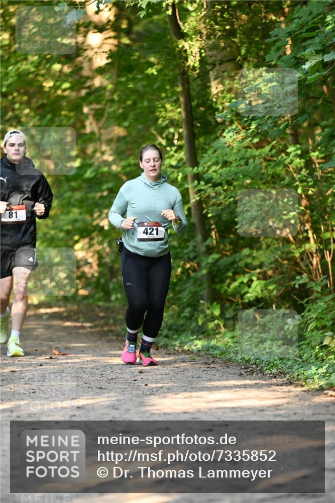 06.10.2024 - Bramfelder Halbmarathon 2024 Dr. Thomas Lammeyer http://msf.ph/oto/7335852 06.10.2024 10:00:00 Laufen 81, 421 meine-sportfotos.de