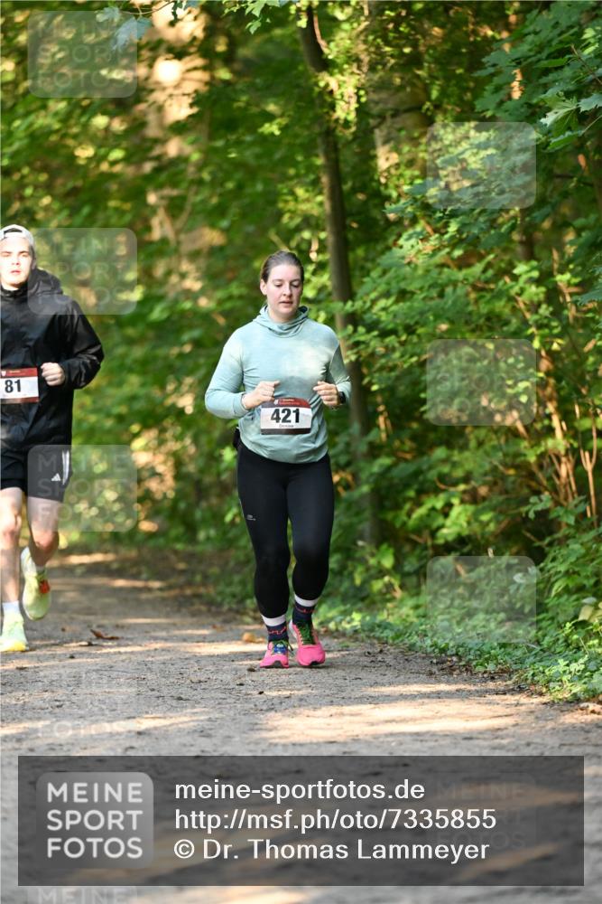 06.10.2024 - Bramfelder Halbmarathon 2024 Dr. Thomas Lammeyer http://msf.ph/oto/7335855 06.10.2024 10:00:00 Laufen 81, 421 meine-sportfotos.de