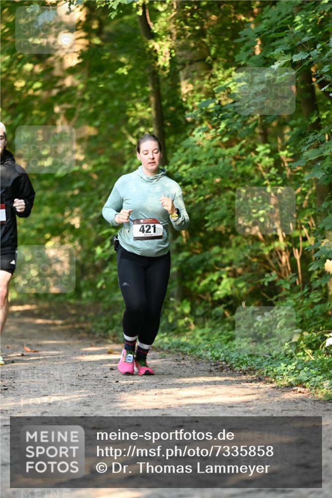 06.10.2024 - Bramfelder Halbmarathon 2024 Dr. Thomas Lammeyer http://msf.ph/oto/7335858 06.10.2024 10:00:00 Laufen 421 meine-sportfotos.de