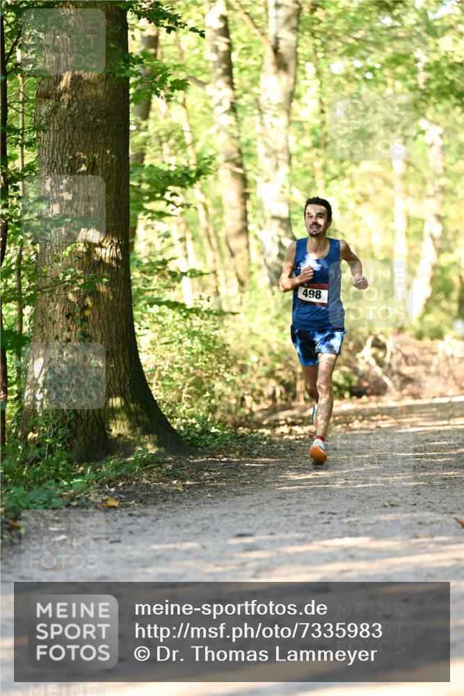 06.10.2024 - Bramfelder Halbmarathon 2024 Dr. Thomas Lammeyer http://msf.ph/oto/7335983 06.10.2024 10:06:02 Laufen 498 meine-sportfotos.de