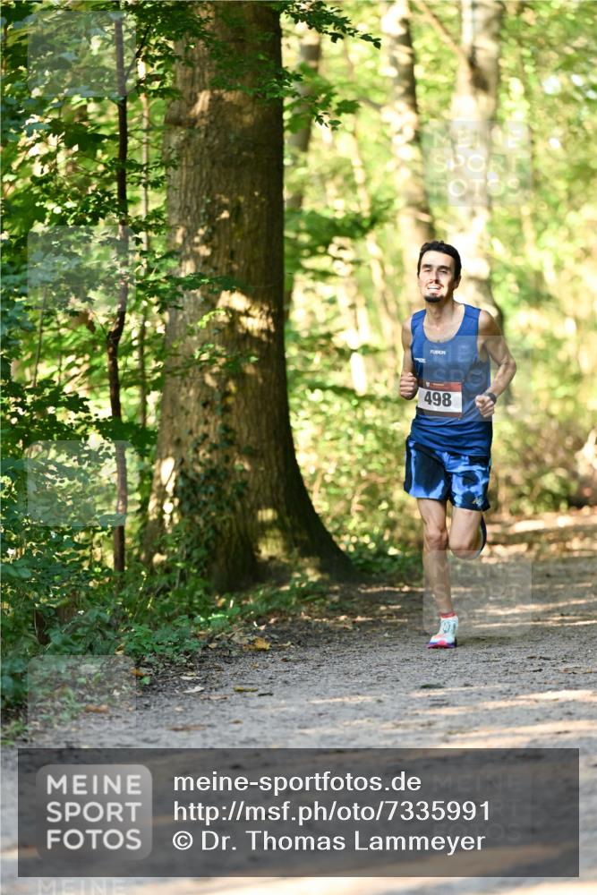 06.10.2024 - Bramfelder Halbmarathon 2024 Dr. Thomas Lammeyer http://msf.ph/oto/7335991 06.10.2024 10:06:03 Laufen 498 meine-sportfotos.de