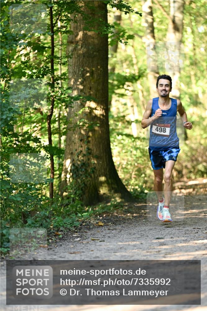 06.10.2024 - Bramfelder Halbmarathon 2024 Dr. Thomas Lammeyer http://msf.ph/oto/7335992 06.10.2024 10:06:03 Laufen 498 meine-sportfotos.de