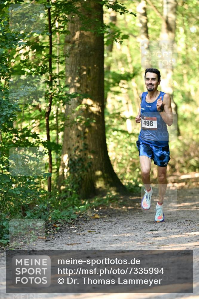 06.10.2024 - Bramfelder Halbmarathon 2024 Dr. Thomas Lammeyer http://msf.ph/oto/7335994 06.10.2024 10:06:04 Laufen 498 meine-sportfotos.de
