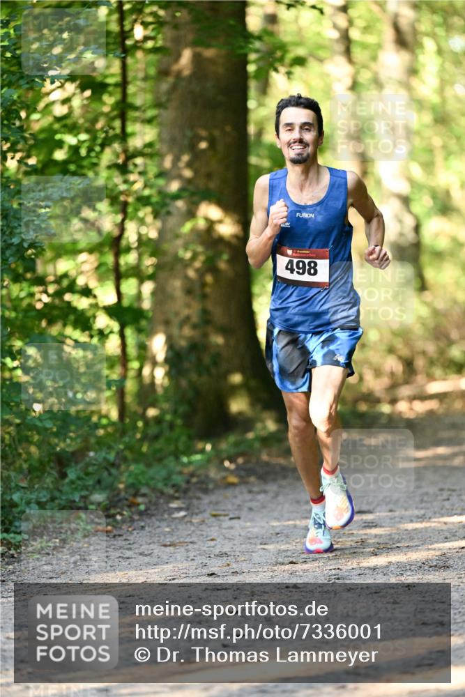06.10.2024 - Bramfelder Halbmarathon 2024 Dr. Thomas Lammeyer http://msf.ph/oto/7336001 06.10.2024 10:06:05 Laufen 498 meine-sportfotos.de