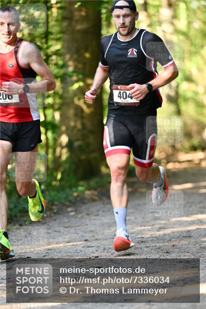 06.10.2024 - Bramfelder Halbmarathon 2024 Dr. Thomas Lammeyer http://msf.ph/oto/7336034 06.10.2024 10:07:47 Laufen 200, 404 meine-sportfotos.de