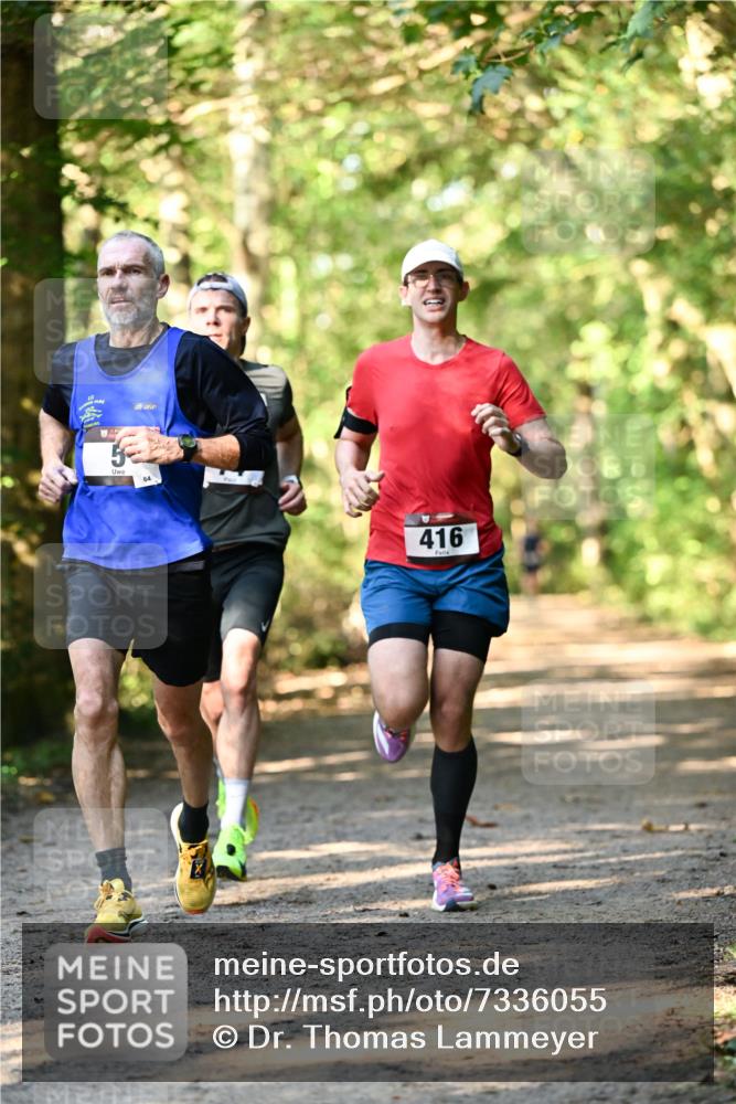 06.10.2024 - Bramfelder Halbmarathon 2024 Dr. Thomas Lammeyer http://msf.ph/oto/7336055 06.10.2024 10:08:15 Laufen 64, 416 meine-sportfotos.de