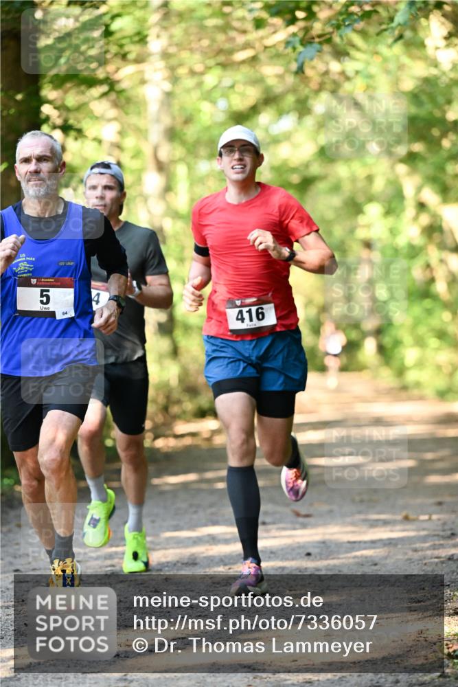 06.10.2024 - Bramfelder Halbmarathon 2024 Dr. Thomas Lammeyer http://msf.ph/oto/7336057 06.10.2024 10:08:15 Laufen 5, 64, 4, 416 meine-sportfotos.de