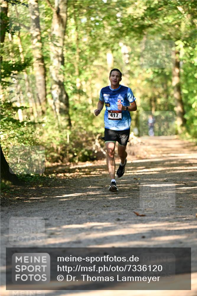 06.10.2024 - Bramfelder Halbmarathon 2024 Dr. Thomas Lammeyer http://msf.ph/oto/7336120 06.10.2024 10:09:44 Laufen 417 meine-sportfotos.de