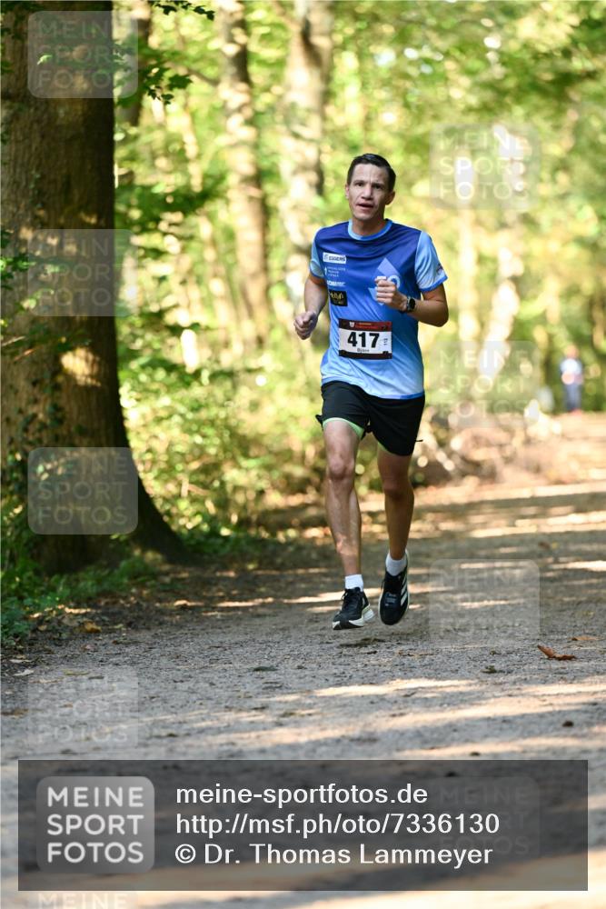 06.10.2024 - Bramfelder Halbmarathon 2024 Dr. Thomas Lammeyer http://msf.ph/oto/7336130 06.10.2024 10:09:46 Laufen 417 meine-sportfotos.de