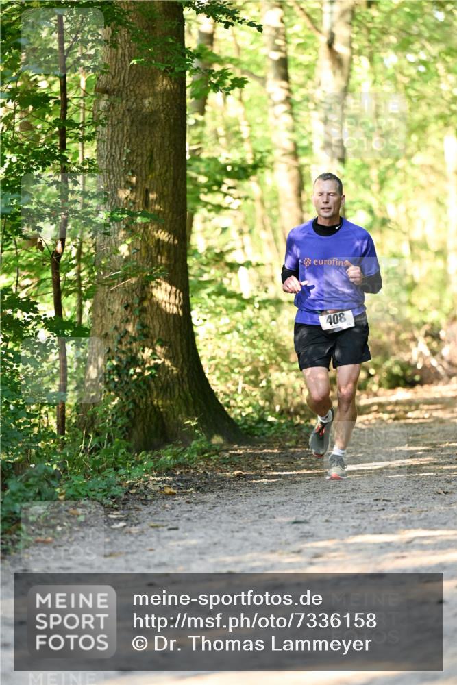 06.10.2024 - Bramfelder Halbmarathon 2024 Dr. Thomas Lammeyer http://msf.ph/oto/7336158 06.10.2024 10:10:11 Laufen 408 meine-sportfotos.de