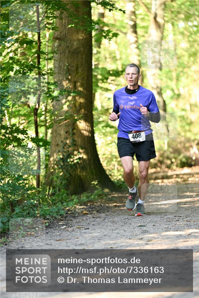06.10.2024 - Bramfelder Halbmarathon 2024 Dr. Thomas Lammeyer http://msf.ph/oto/7336163 06.10.2024 10:10:12 Laufen 408 meine-sportfotos.de