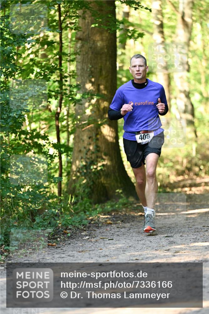 06.10.2024 - Bramfelder Halbmarathon 2024 Dr. Thomas Lammeyer http://msf.ph/oto/7336166 06.10.2024 10:10:12 Laufen 408 meine-sportfotos.de